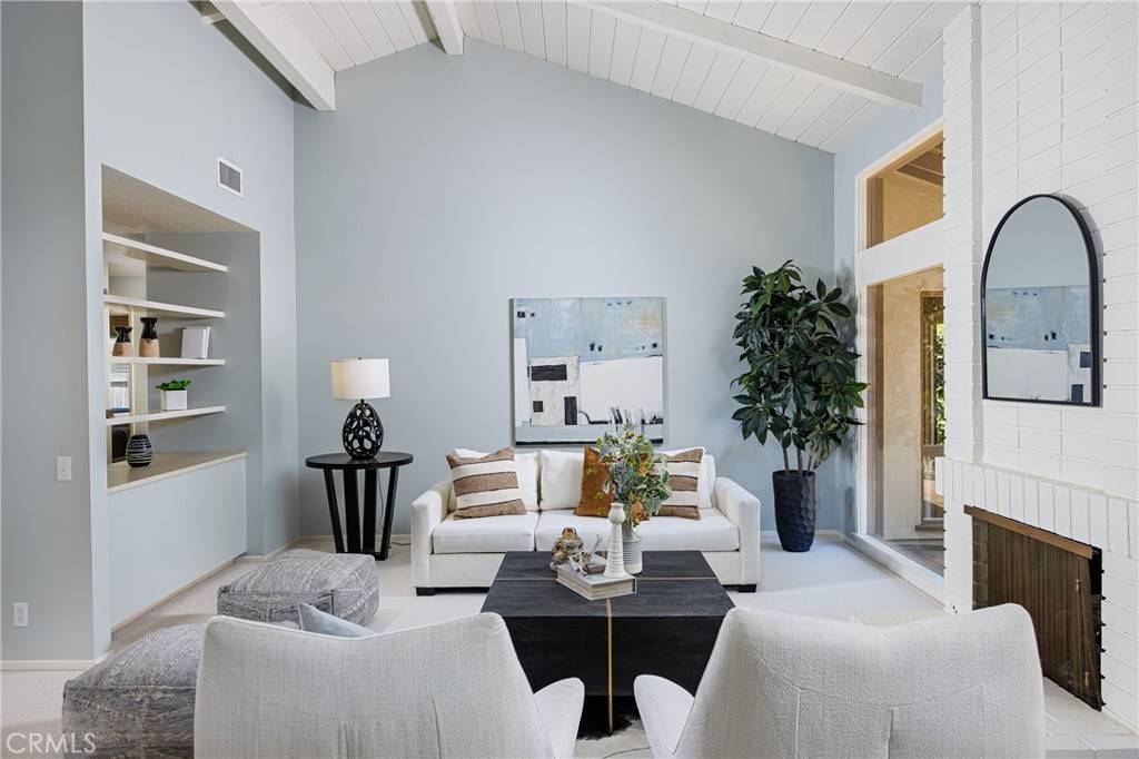 Corona Del Mar, CA 92625,3620 Catamaran DR