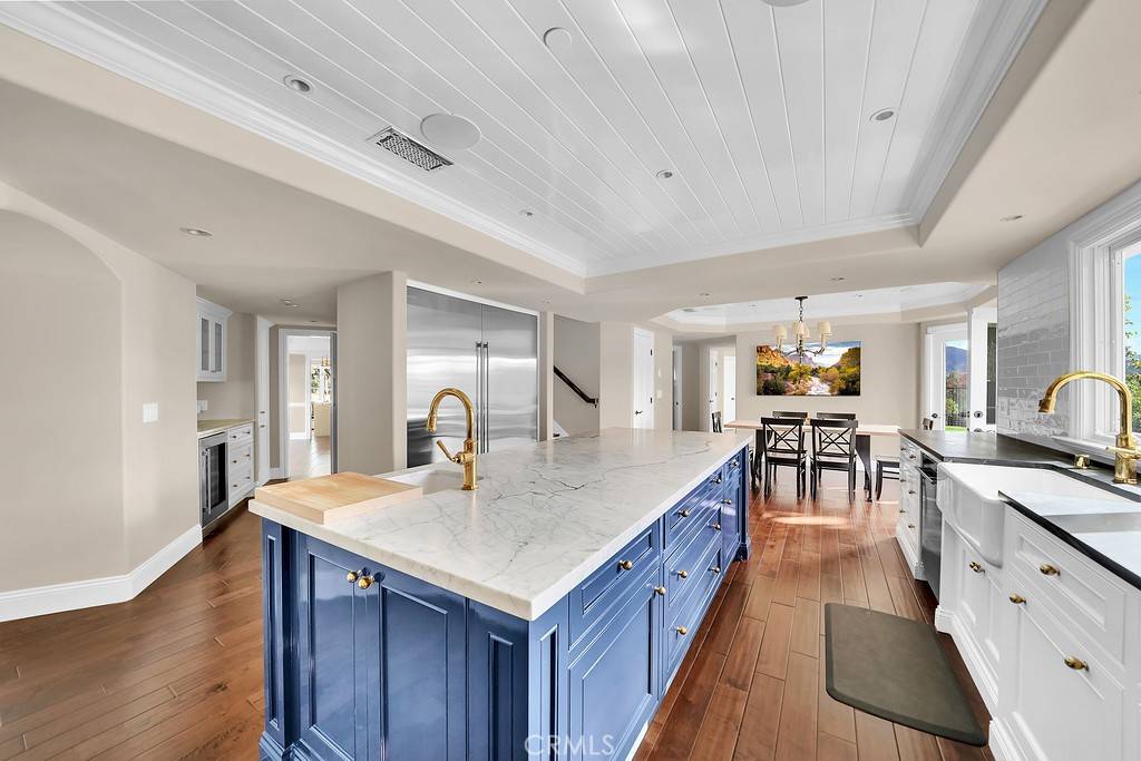 North Tustin, CA 92705,1962 Lower Lake DR