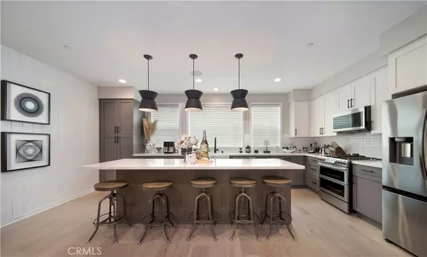 Costa Mesa, CA 92627,330 Ford RD