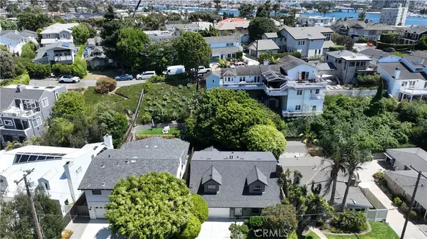 Newport Beach, CA 92663,316 Catalina DR