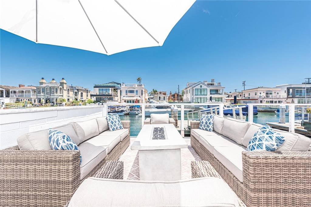Newport Beach, CA 92663,3717 Channel PL