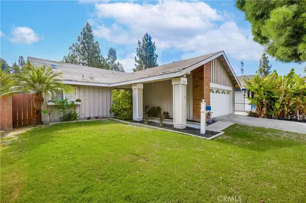Santa Ana, CA 92704,3209 S Center ST