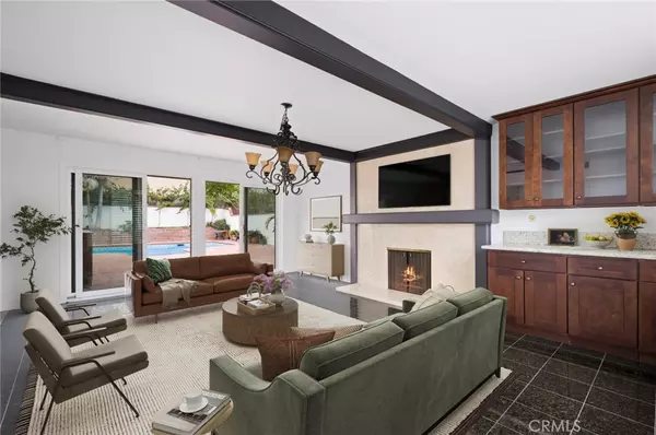 Newport Beach, CA 92660,1300 Antigua Way