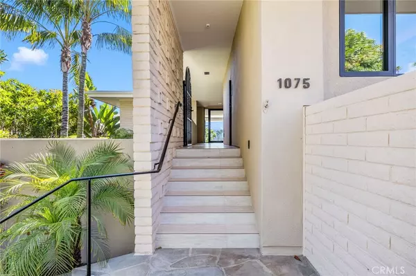 Newport Beach, CA 92660,1075 Granville DR