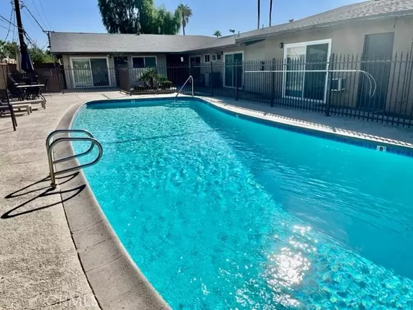 Palm Springs, CA 92262,686 E Cottonwood RD #8