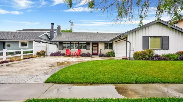 5812 Raphael DR, Huntington Beach, CA 92649