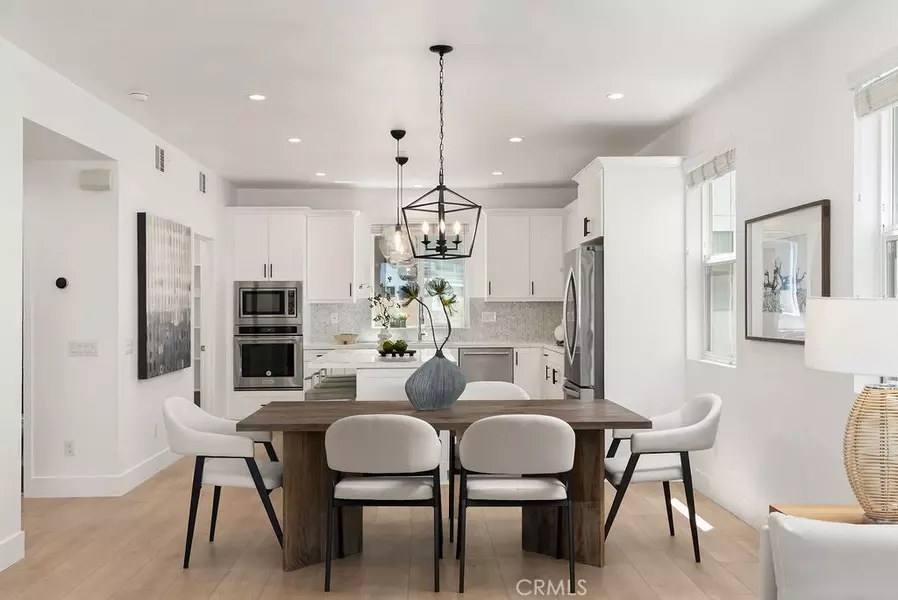 608 Malibu, Costa Mesa, CA 92627