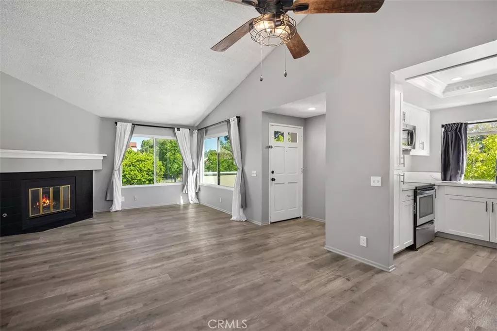 Irvine, CA 92612,235 Stanford CT #126
