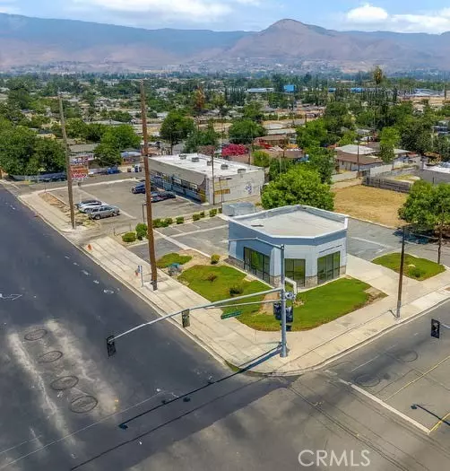 Highland, CA 92346,25716 Base Line ST