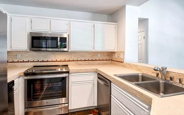 Newport Beach, CA 92660,80 Baycrest CT