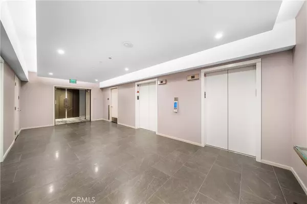 877 Francisco ST #2503, Los Angeles, CA 90017