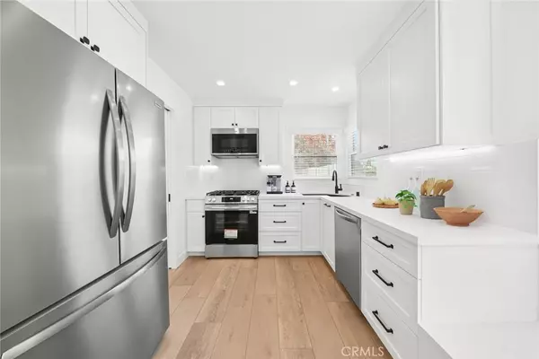 Costa Mesa, CA 92627,128 Rochester St