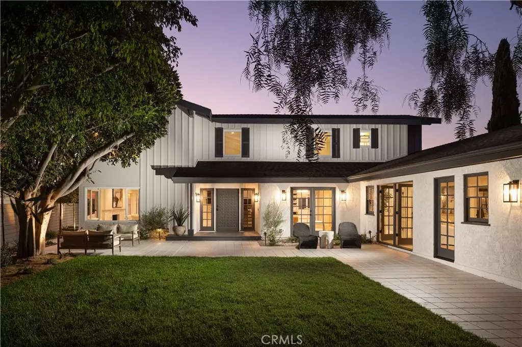 San Clemente, CA 92672,303 E Avenida Cordoba