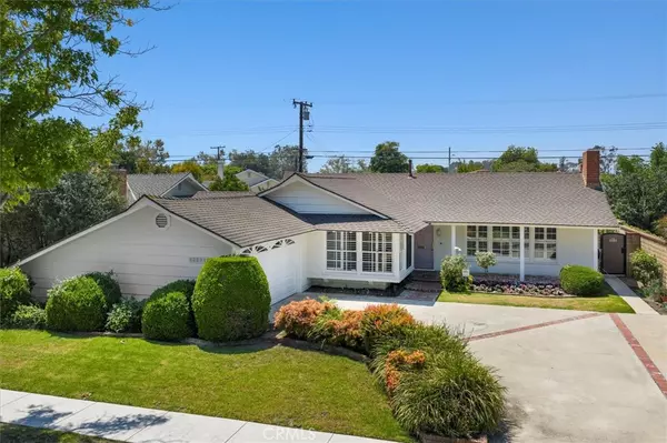 12151 Foster Road, Los Alamitos, CA 90720