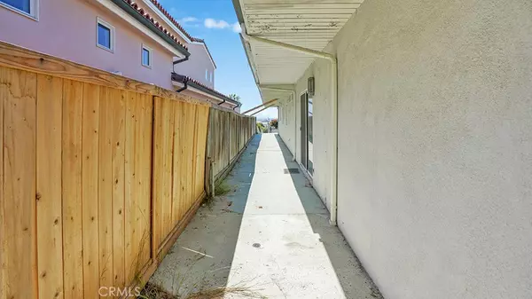 Corona Del Mar, CA 92625,1106 Goldenrod AVE