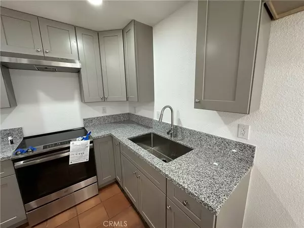 Hesperia, CA 92345,9168 G AVE