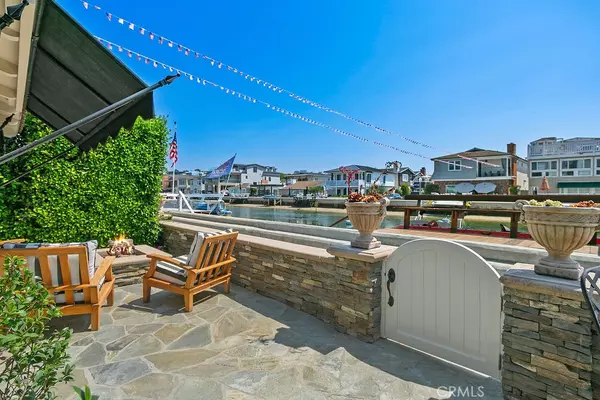 Newport Beach, CA 92662,225 Grand Canal