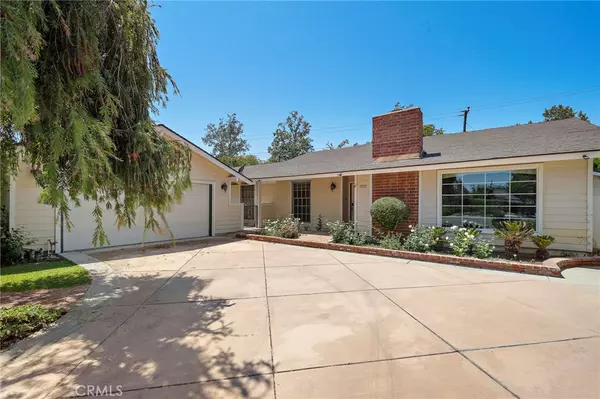 11121 Kensington RD, Los Alamitos, CA 90720