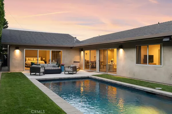2905 Paper LN, Newport Beach, CA 92660