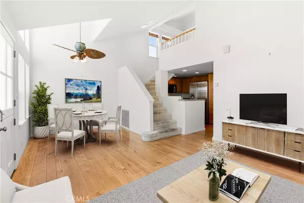 Newport Beach, CA 92663,45 Drake ST