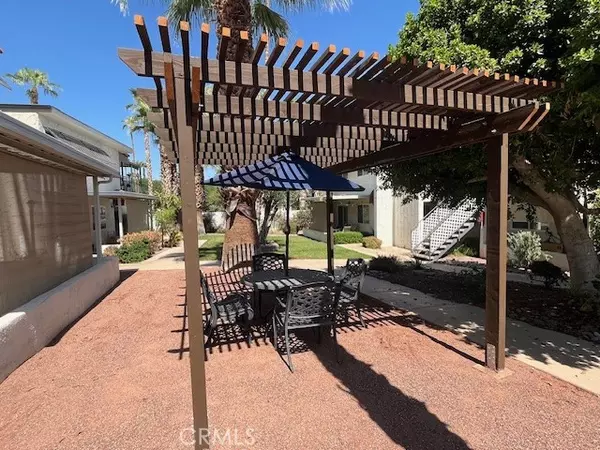 45270 Panorama DR #4, Palm Desert, CA 92260