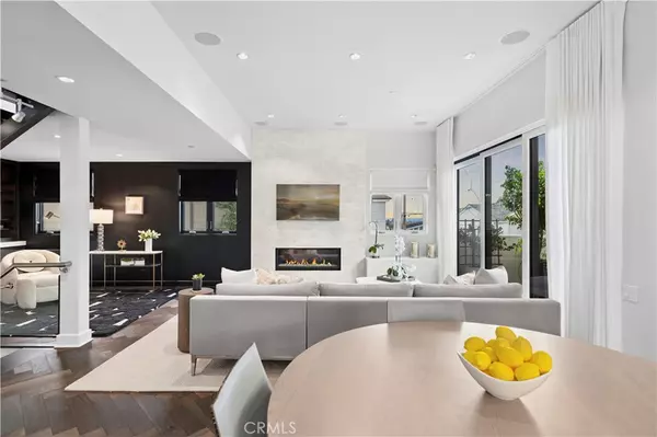 Corona Del Mar, CA 92625,3731 5th AVE