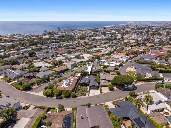 531 De Anza DR, Corona Del Mar, CA 92625