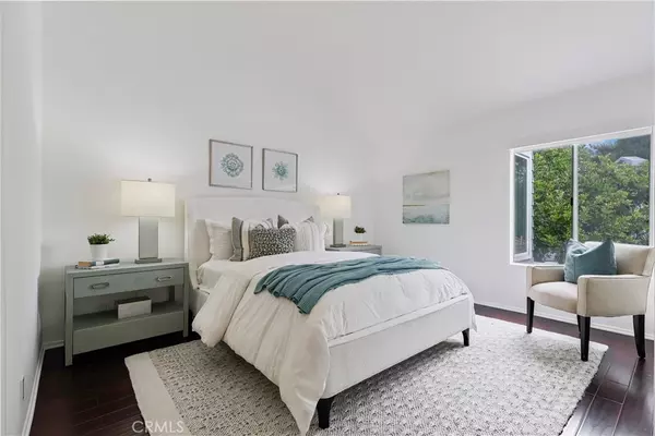 Newport Beach, CA 92660,182 Westport #104