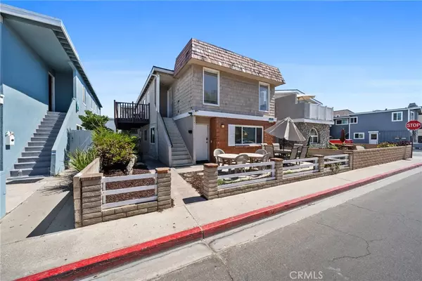 Newport Beach, CA 92663,112 34th ST