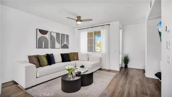 Corona, CA 92878,1017 Savi DR #103