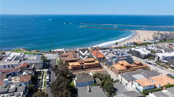 Corona Del Mar, CA 92625,209 Narcissus AVE