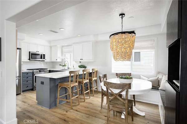 618 Iris AVE #B, Corona Del Mar, CA 92625