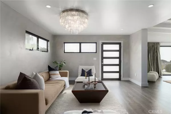 San Diego, CA 92107,4414 Monaco ST