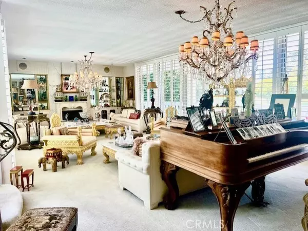 Long Beach, CA 90804,730 Santiago AVE