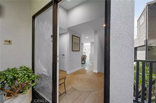 Laguna Beach, CA 92651,1077 Tia Juana ST