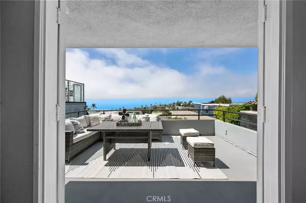 Laguna Beach, CA 92651,1077 Tia Juana ST