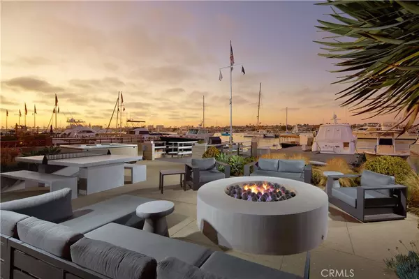Newport Beach, CA 92661,1042 W Bay AVE