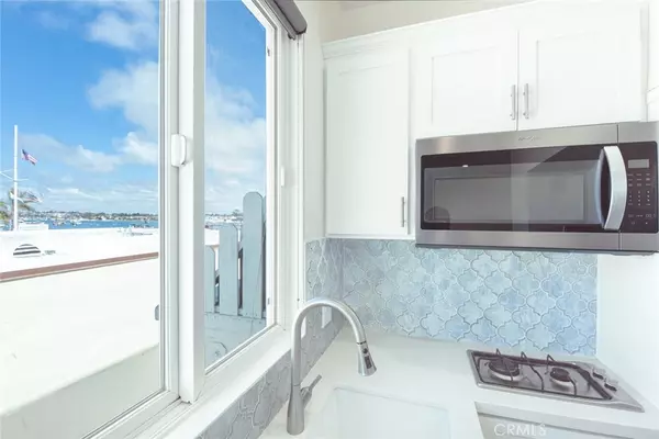 Newport Beach, CA 92661,305 1/2 Main ST #8