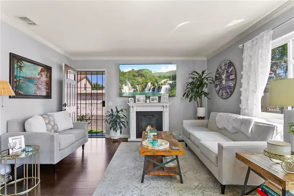 Santa Ana, CA 92707,250 A Carriage