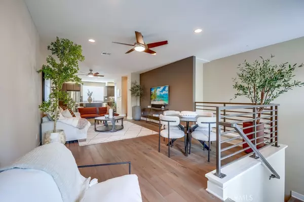 Irvine, CA 92612,75 Lennox