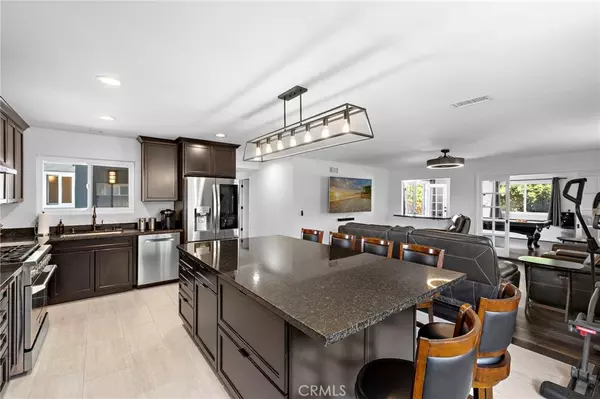 19612 Sanderson LN, Huntington Beach, CA 92646