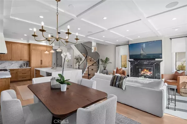 Newport Beach, CA 92661,318 Coronado ST