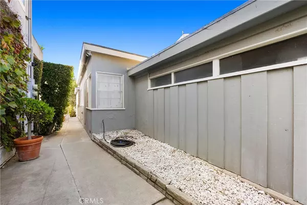 Corona Del Mar, CA 92625,411 Jasmine AVE