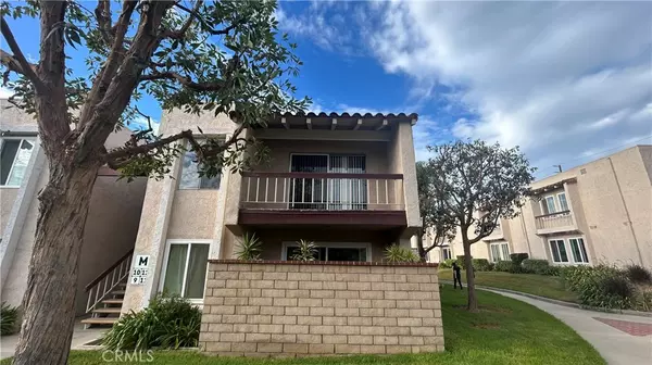 Orange, CA 92868,700 W La Veta AVE #M12