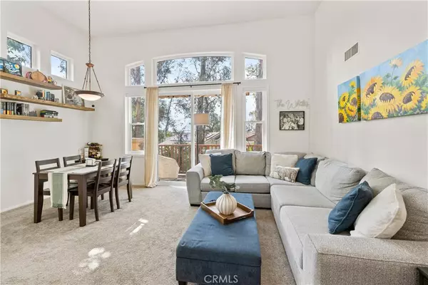 Tustin, CA 92782,2646 Dunstan Dr