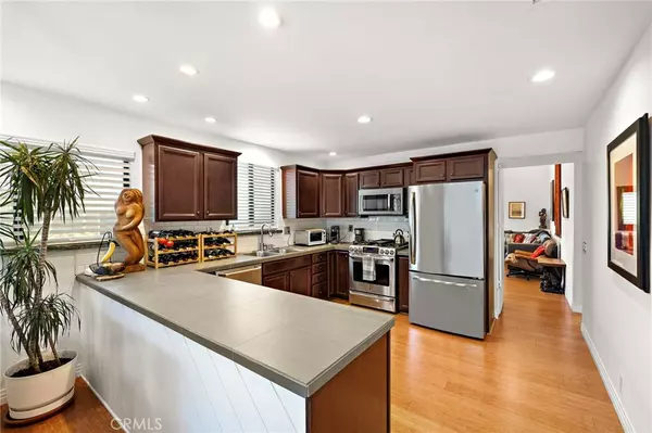 Newport Beach, CA 92663,1 Starfish