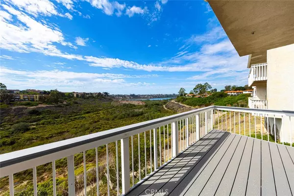 Newport Beach, CA 92660,757 Domingo DR #F