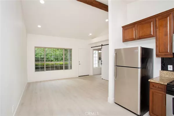 Aliso Viejo, CA 92656,23412 Pacific Park DR #19C