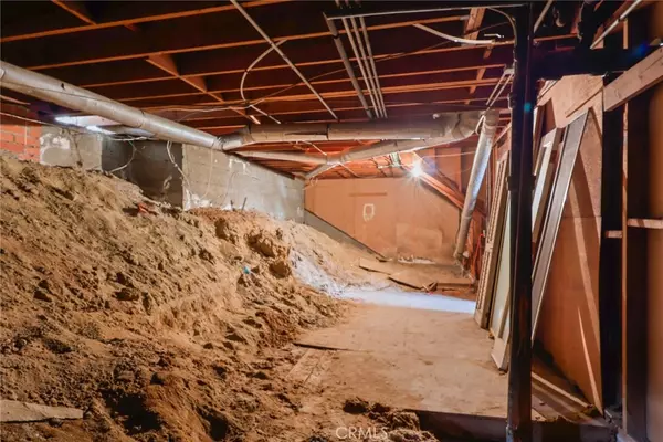 Newport Beach, CA 92660,2010 Vista Cajon