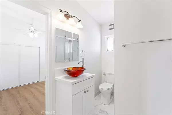 Costa Mesa, CA 92627,777 18th Street #B